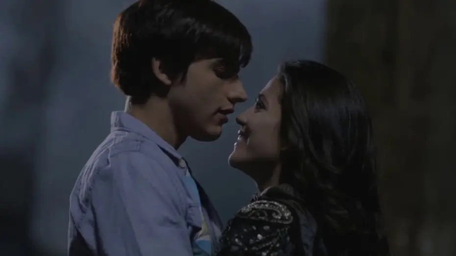 Wideo do serialu Chica Vampiro — Chica Vampiro (Videoclip Oficial)