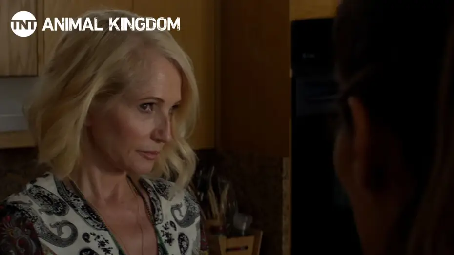 Видео к сериалу Królestwo zwierząt — Animal Kingdom: Season 1 Preview | TNT