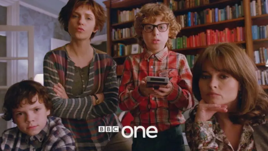 Wideo do serialu Love, Nina — Love, Nina: Trailer - BBC One