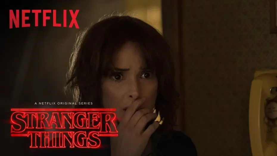 Видео к сериалу Stranger Things — Winona Ryder Featurette