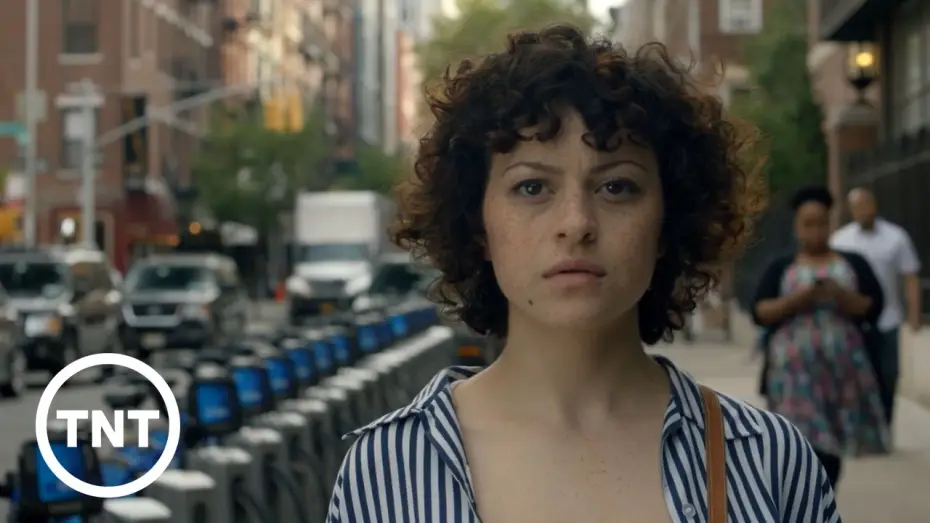 Видео к сериалу Tropiciele — T1 | Search Party | TNT