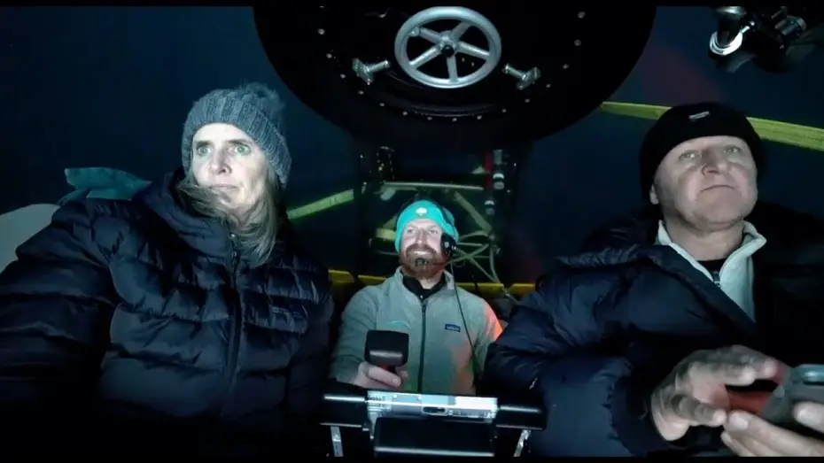Видео к сериалу Planeta Ziemia II — 500 Hours In A Sub | Blue Planet II Behind The Scenes
