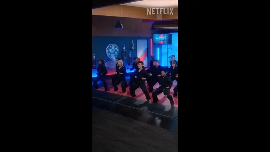 Wideo do serialu Cobra Kai — Join Cobra Kai