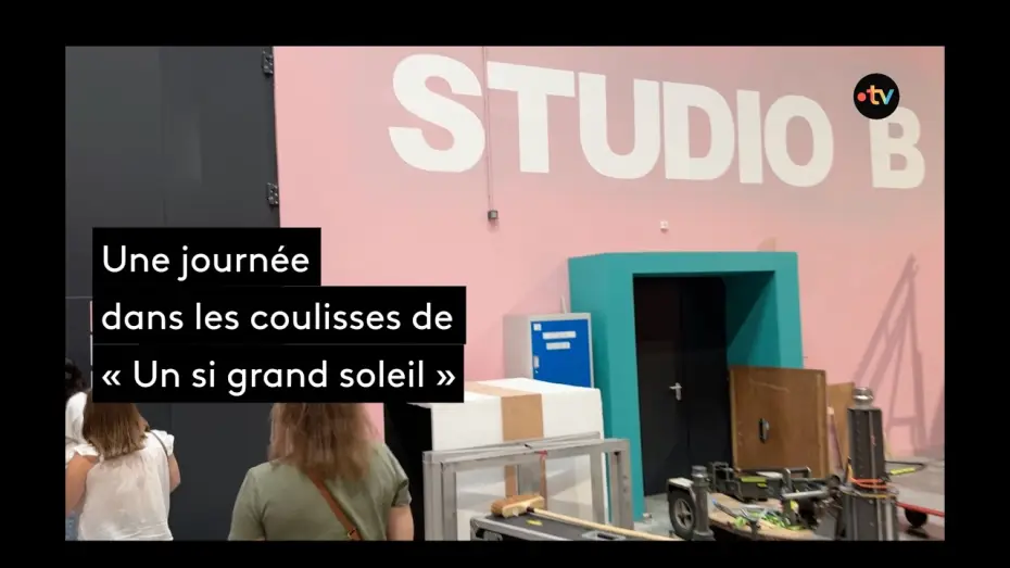 Видео к сериалу Kroniki Słońca — Dans les coulisses du tournage de « Un si grand soleil »