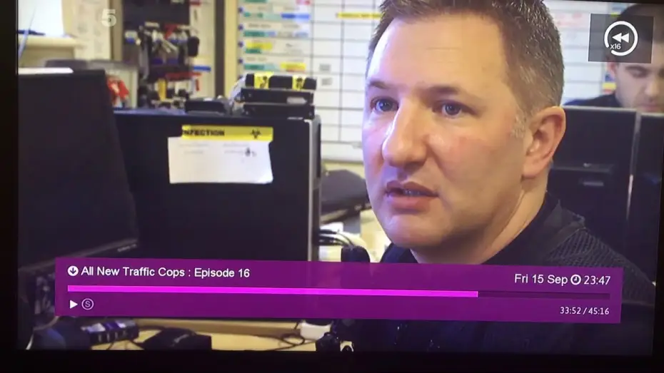 Wideo do serialu Traffic Cops — Channel 5 all new traffic cops season 2 ep 16