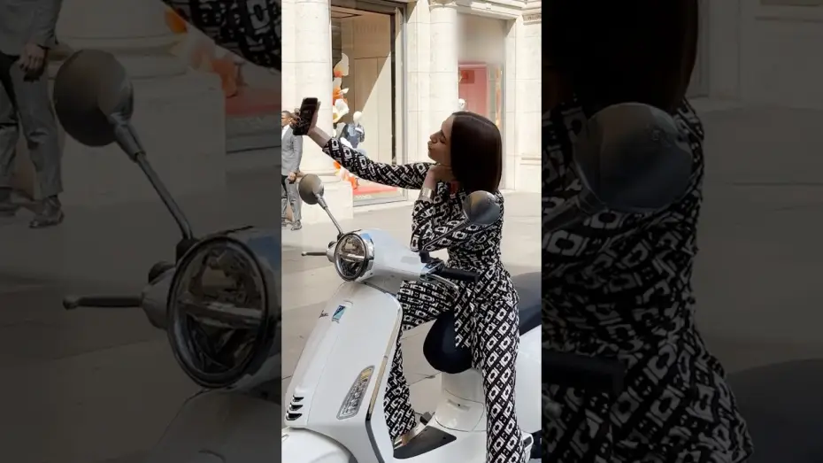 Wideo do serialu Emily w Paryżu — Parisian chic with an Italian twist - Season 5 is now in production!