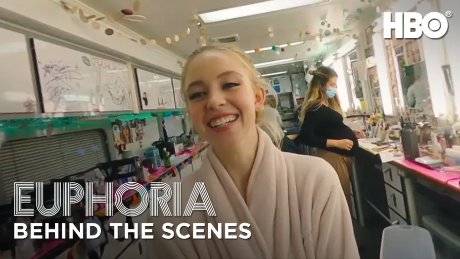Видео к сериалу Euforia — set tour with sydney sweeney - behind the scenes of season 2