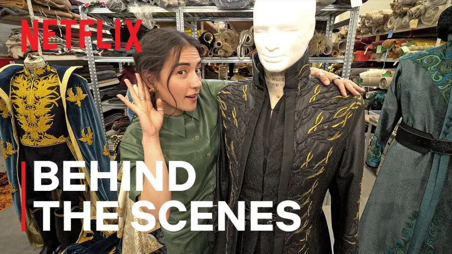 Wideo do serialu Cień i kość — Costume Shop Tour with Jessie Mei Li and Patrick Gibson