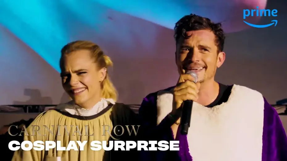 Видео к сериалу Carnival Row — Orlando Bloom and Cara Delevingne Surprise in Cosplay at SDCC 2019 | Prime Video