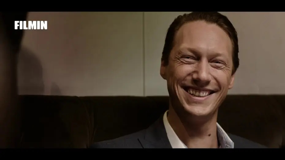 Wideo do serialu Wyjście — Tráiler oficial