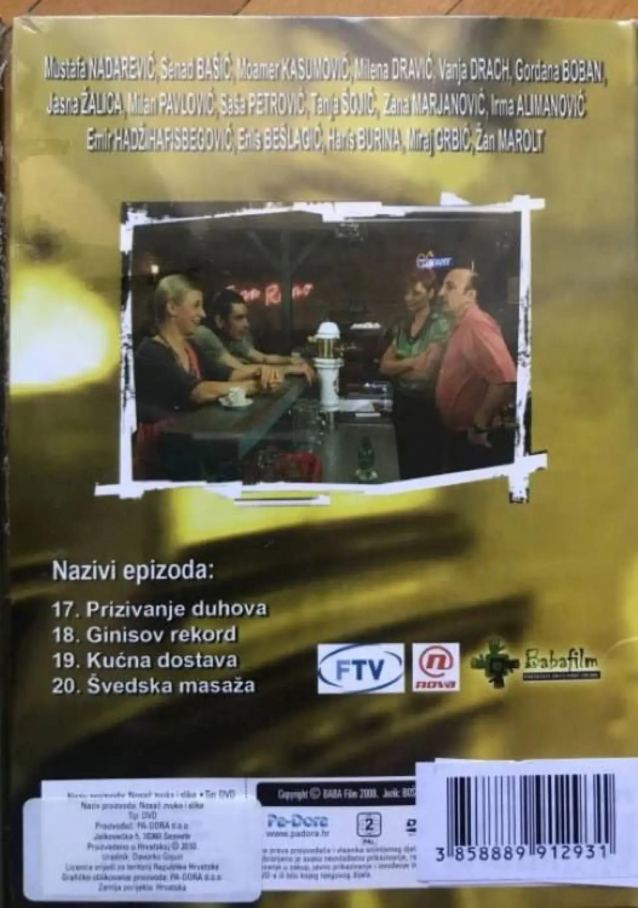 Plakat serialu "Lud, zbunjen, normalan"