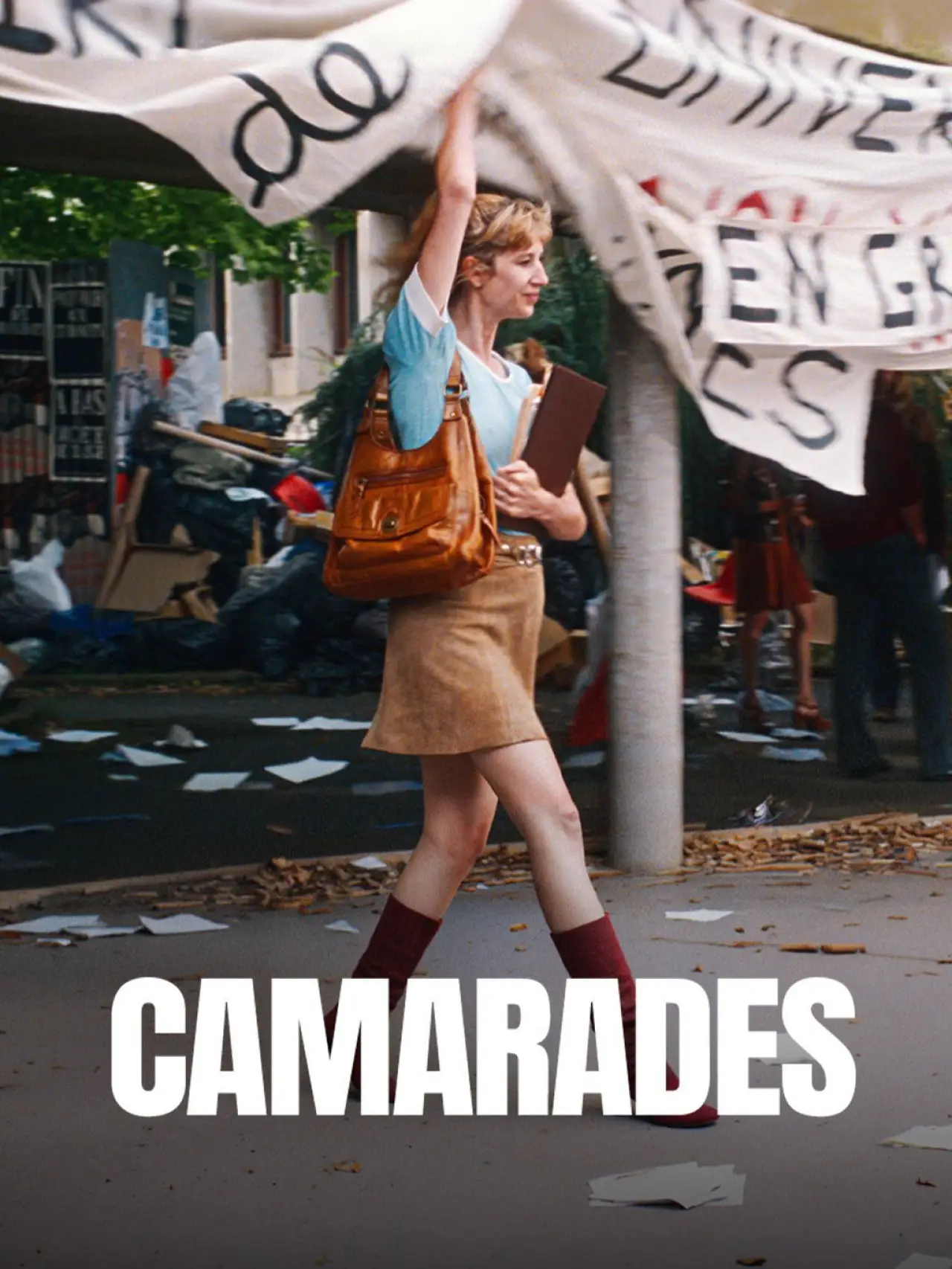 Plakat serialu "Camarades"