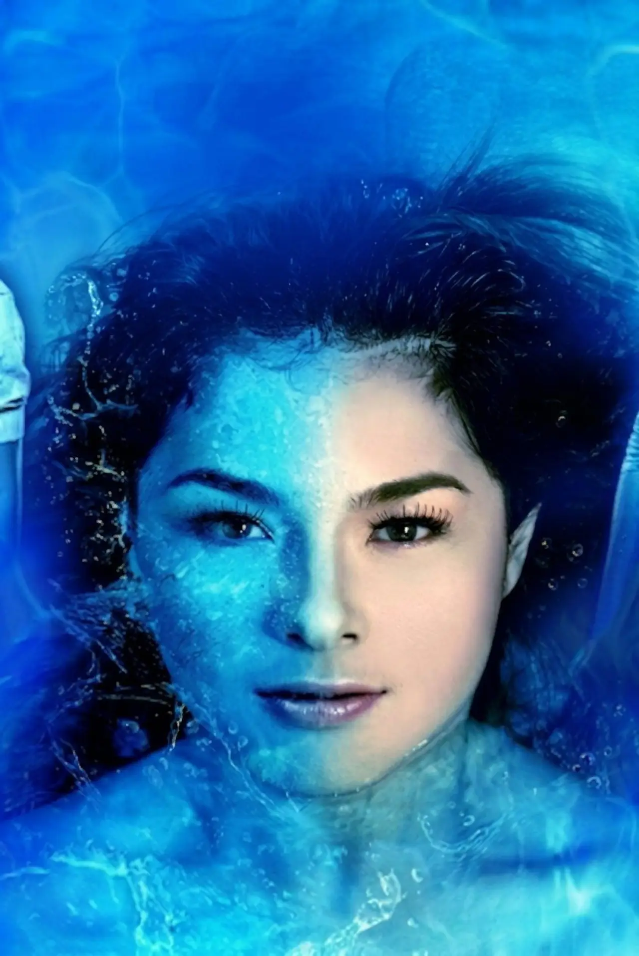 Plakat serialu "Agua Bendita"