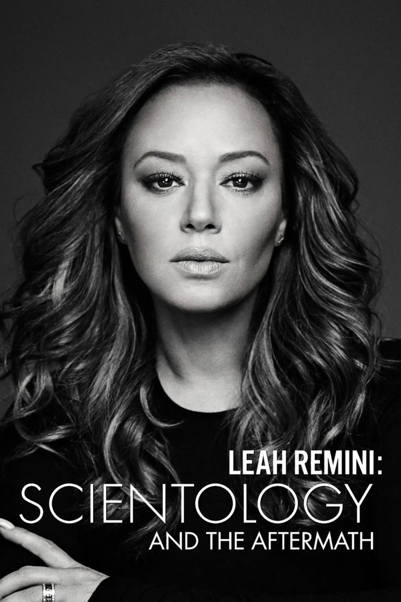 Plakat serialu "Leah Remini: Scjentologia i następstwa"