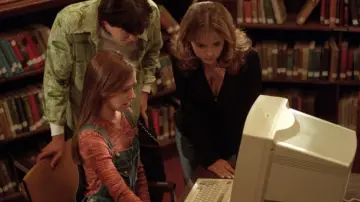 Zasłona к сериалу "Buffy: Postrach wampirów" #1275388