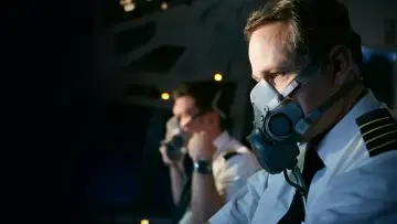 Zasłona к сериалу "Katastrofa w przestworzach" #1268033