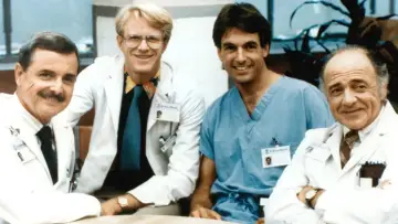 Zasłona к сериалу "St. Elsewhere" #1321970