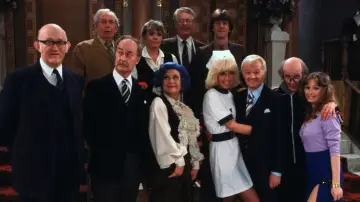 Zasłona к сериалу "Are You Being Served?" #1451988