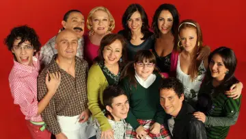 Zasłona к сериалу "Aída" #1336526