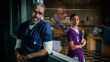 Zasłona к сериалу "Casualty" #1269891