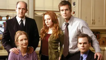 Zasłona к сериалу "Sześć stóp pod ziemią" #1299232