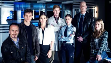 Zasłona к сериалу "Alarm dla Kobry 11" #1298599