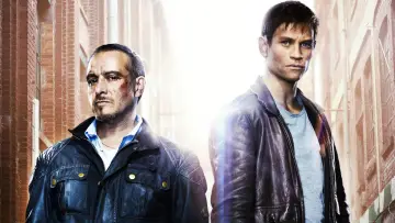 Zasłona к сериалу "Alarm dla Kobry 11" #1298616