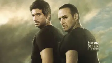 Zasłona к сериалу "Alarm dla Kobry 11" #1298634