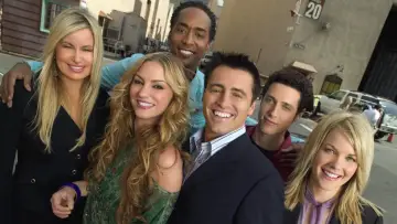 Zasłona к сериалу "Joey" #1367540
