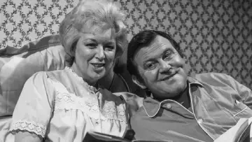 Zasłona do serialu "Terry and June" #1721489