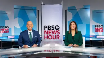 Zasłona к сериалу "PBS News Hour" #1224609