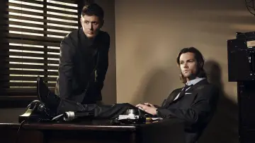 Zasłona к сериалу "Nie z tego świata" #1232789