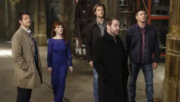 Zasłona к сериалу "Nie z tego świata" #1232846