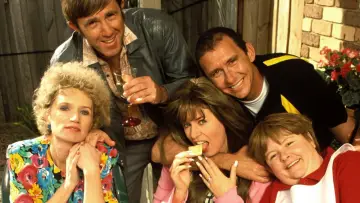 Zasłona do serialu "Kath & Kim" #1885865
