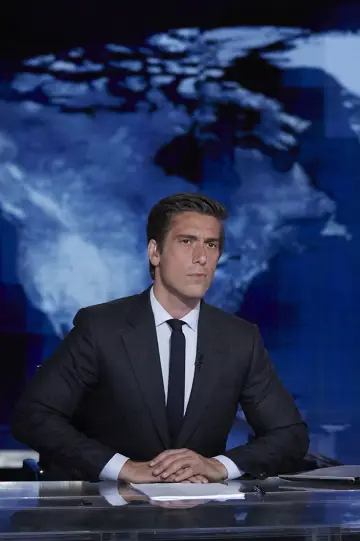 Plakat do serialu "World News Tonight z Davidem Muirem" #1510644