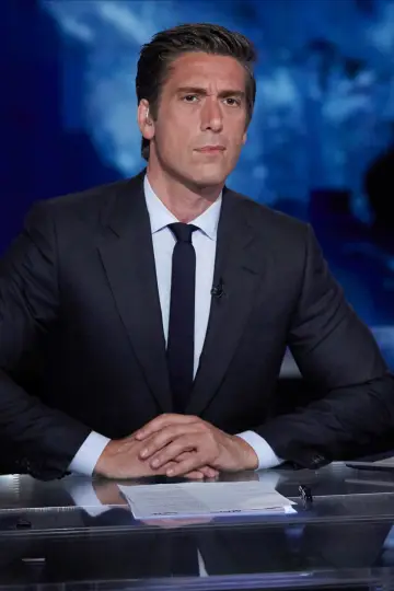 Plakat do serialu "World News Tonight z Davidem Muirem" #1510646