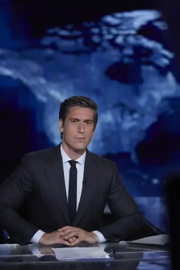 Plakat do serialu "World News Tonight z Davidem Muirem" #1510648