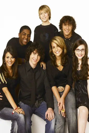 Plakat к сериалу "Zoey 101" #1383392
