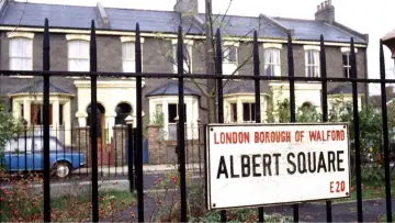 Zasłona к сериалу "EastEnders" #1218890