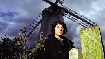 Zasłona к сериалу "Jonathan Creek" #1426501