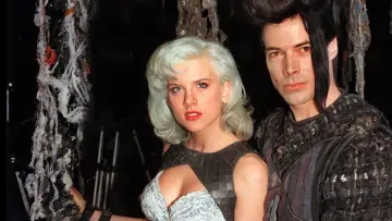 Zasłona к сериалу "Lexx" #1366371
