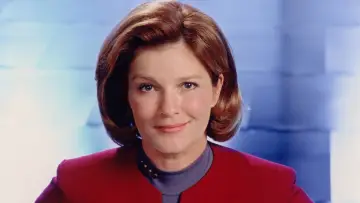 Zasłona к сериалу "Star Trek: Voyager" #1268137
