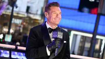 Zasłona do serialu "Dick Clark