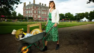 Zasłona do serialu "Antiques Roadshow" #1654585