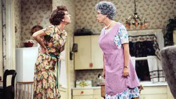 Zasłona к сериалу "Mama