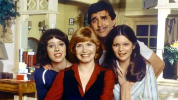 Zasłona к сериалу "One Day at a Time" #1315785