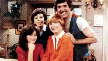 Zasłona к сериалу "One Day at a Time" #1315788