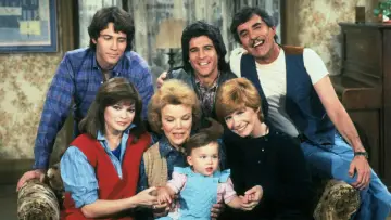 Zasłona к сериалу "One Day at a Time" #1315794