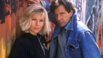 Zasłona к сериалу "Dempsey i Makepeace" #1446500
