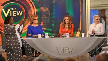 Zasłona к сериалу "The View" #1283991